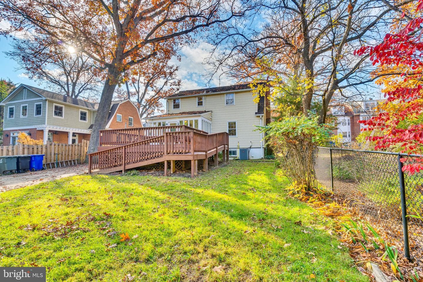 1223 N Vernon Street photo 31