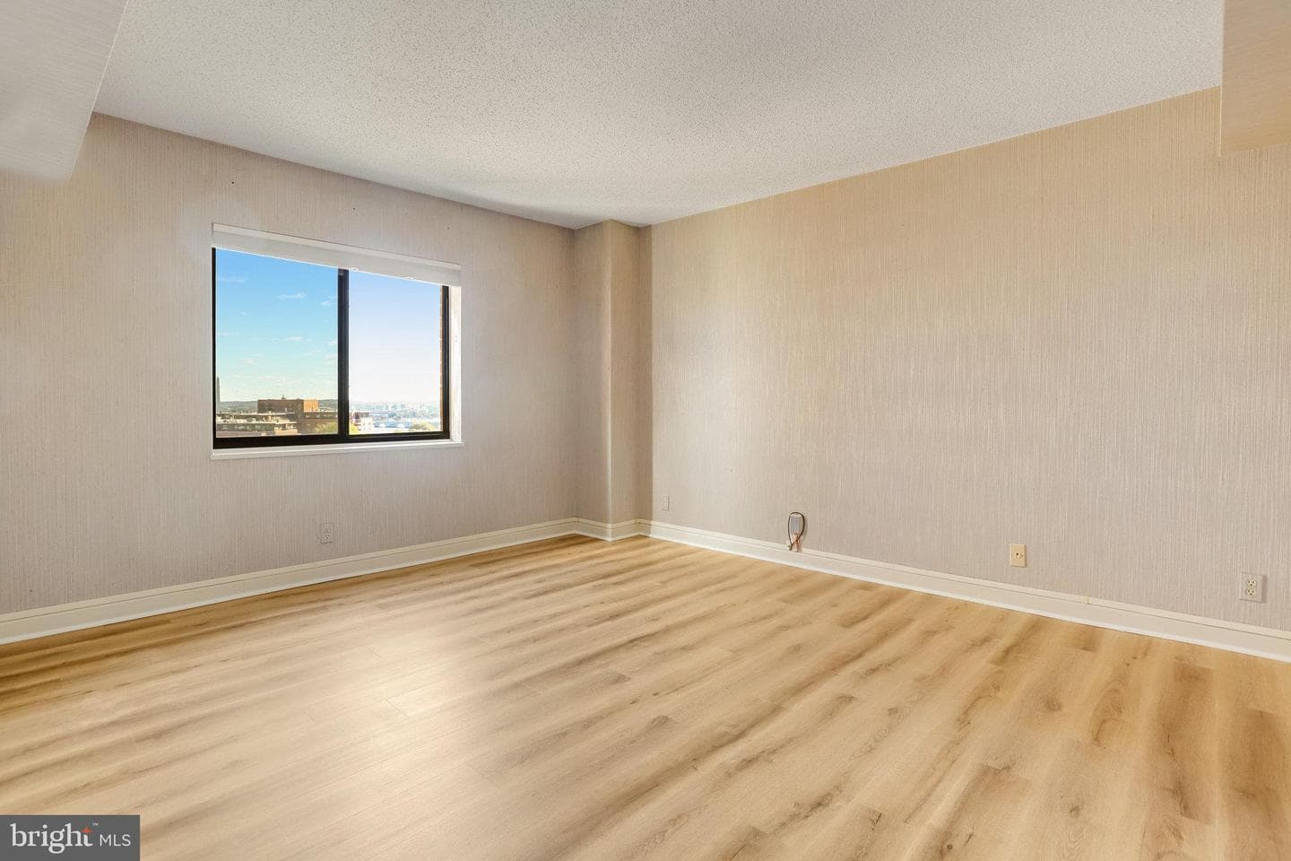 1600 N Oak Street #810 photo 53