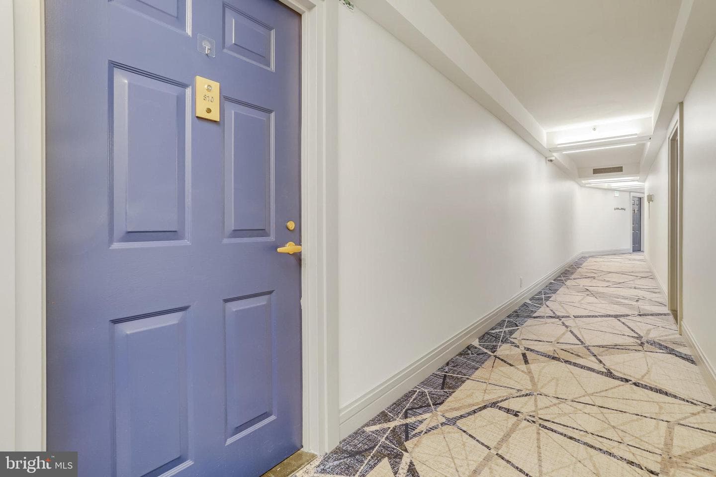 1600 N Oak Street #810 photo 6