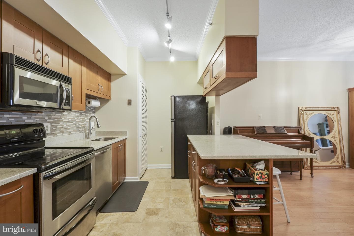 1211 S Eads Street #311 photo 3