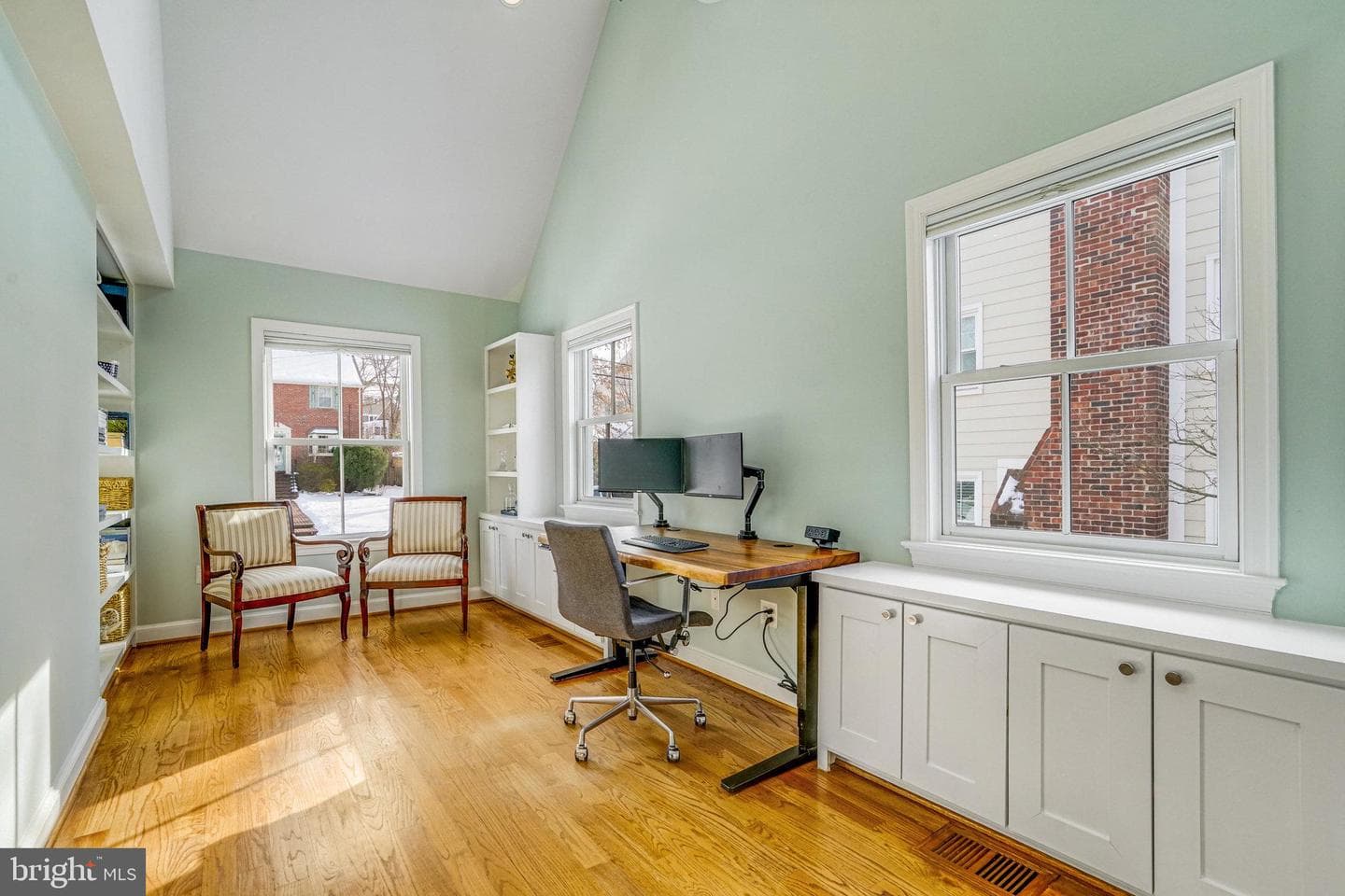 862 N Kensington Street photo 15