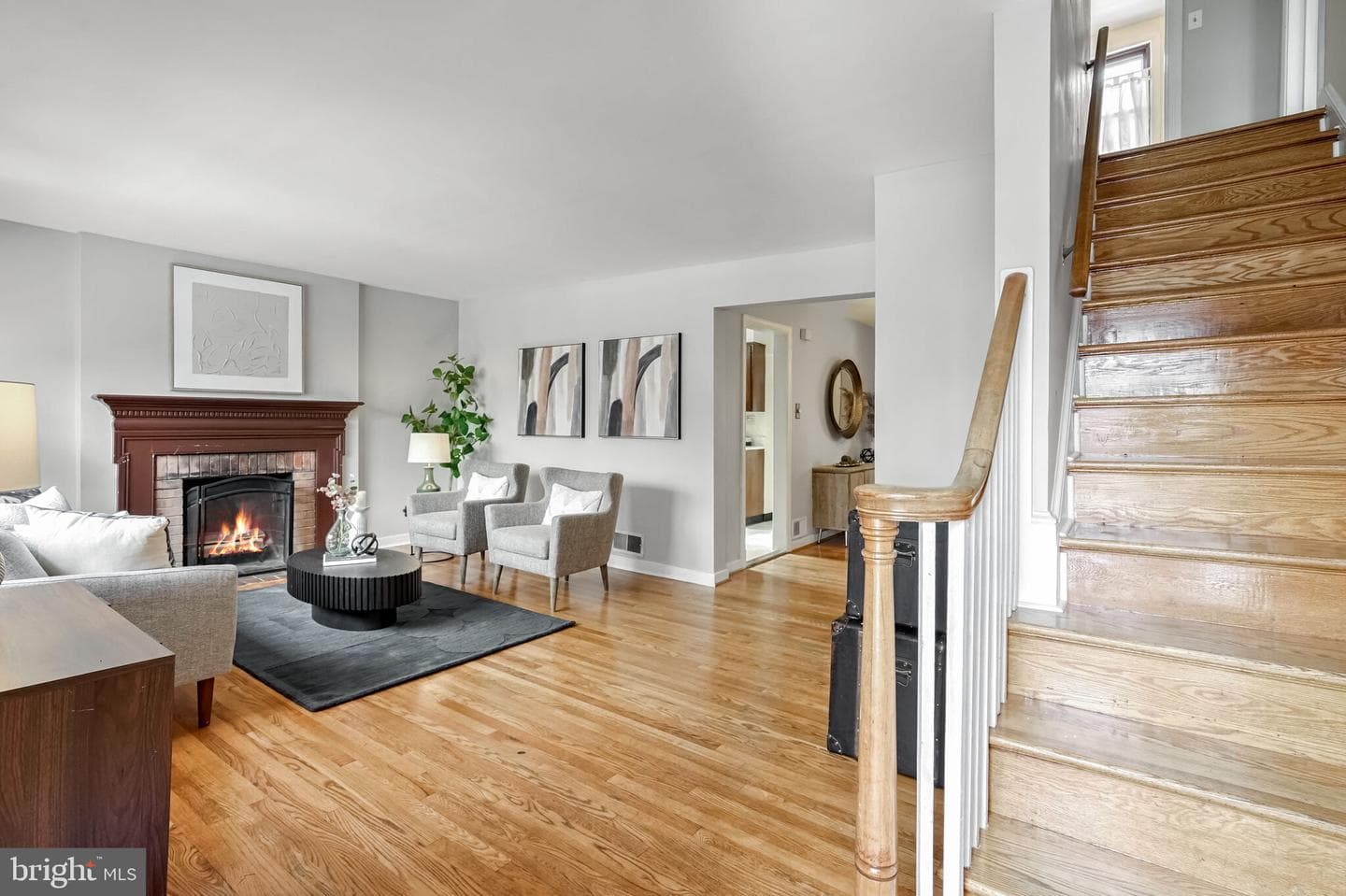 2108 N Troy Street photo 2