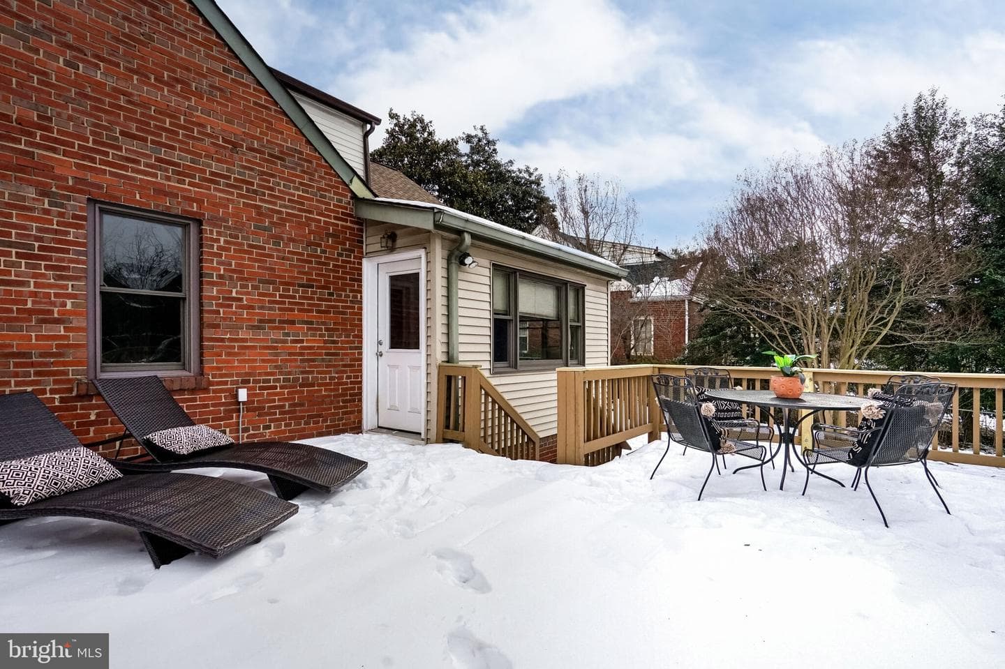 2108 N Troy Street photo 23