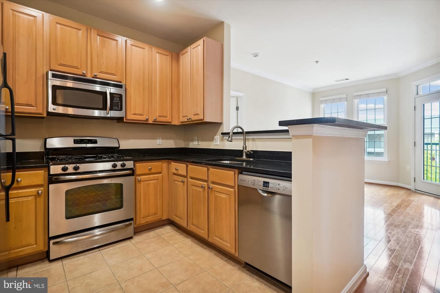 2465 Army Navy Drive #1-306 photo 5
