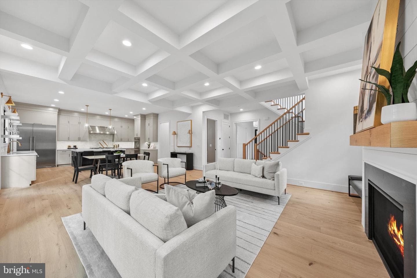 6807 Williamsburg Boulevard photo 10