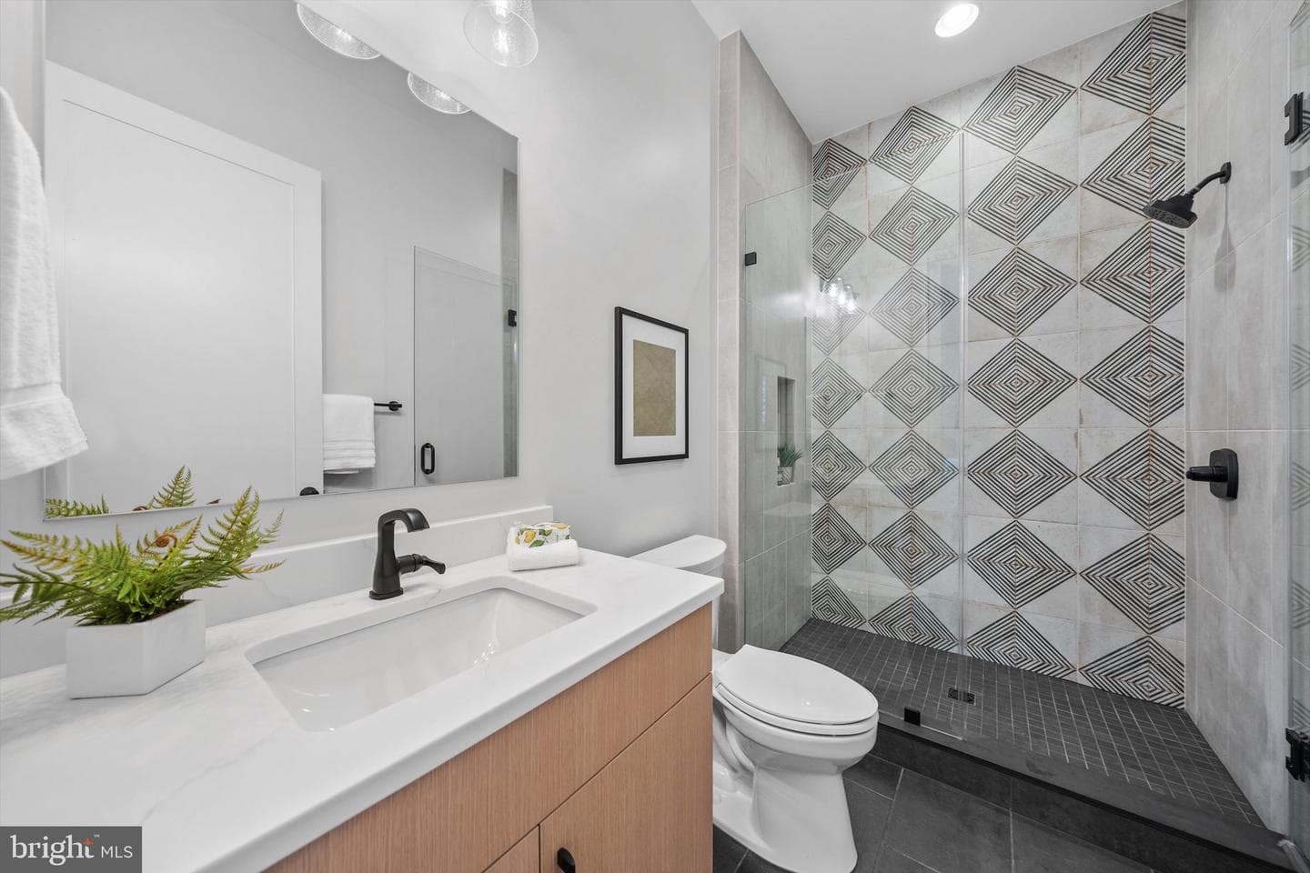 6807 Williamsburg Boulevard photo 20