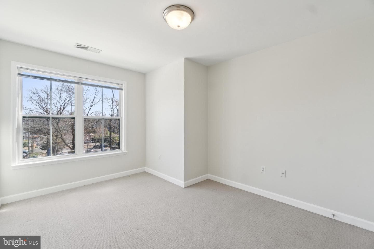 2101 N Monroe Street #208 photo 13