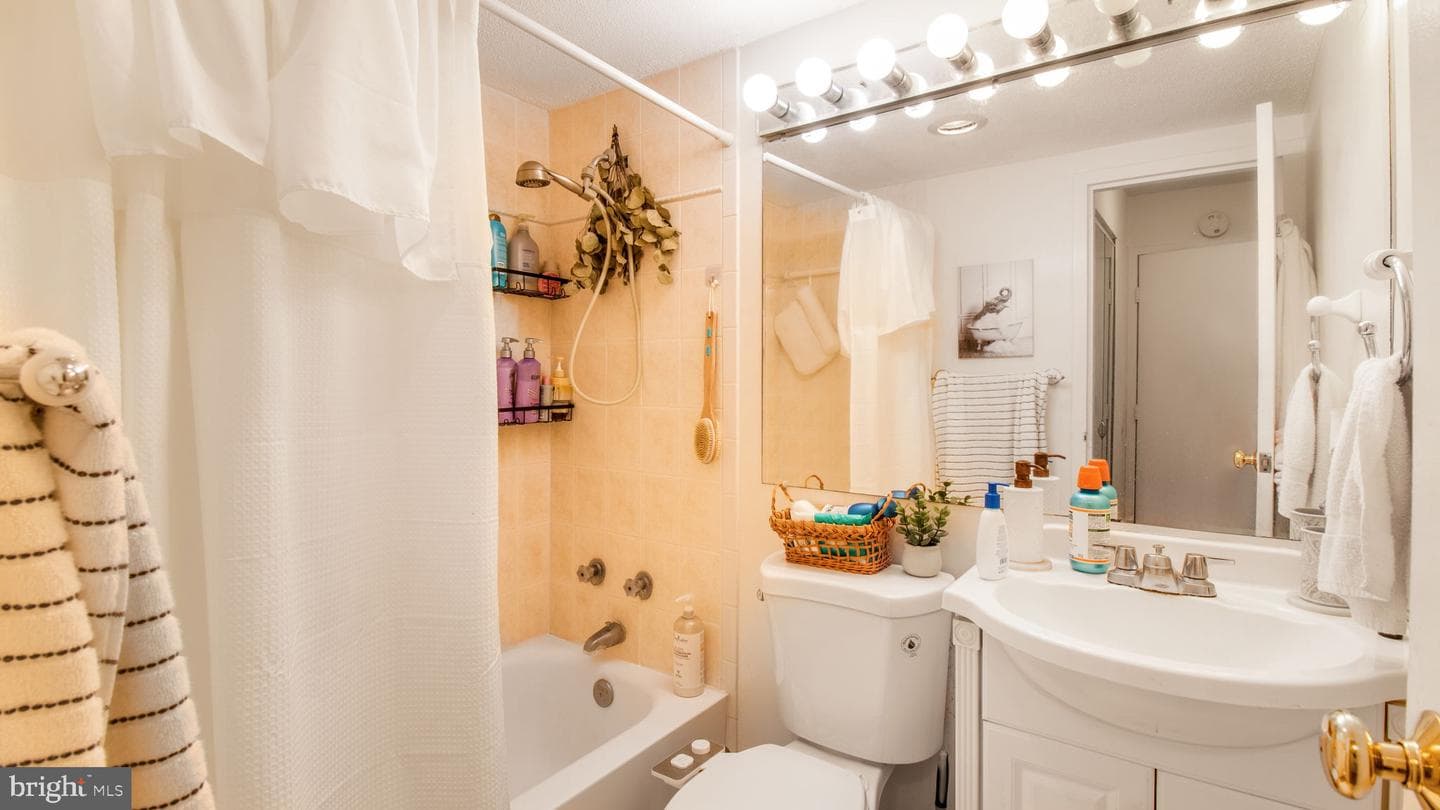 2030 N Adams Street #1109 photo 13