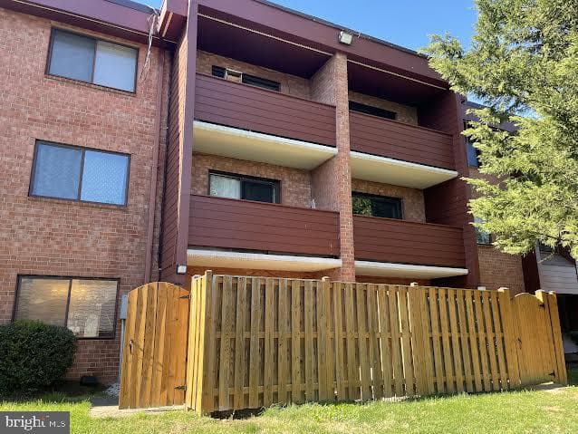 1503 S George Mason Drive #2 photo 35