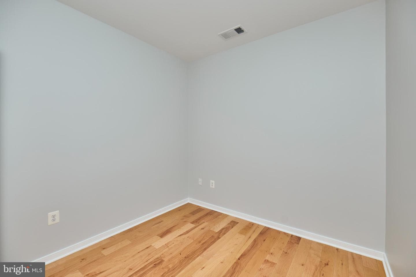 2200 N Westmoreland Street #330 photo 19