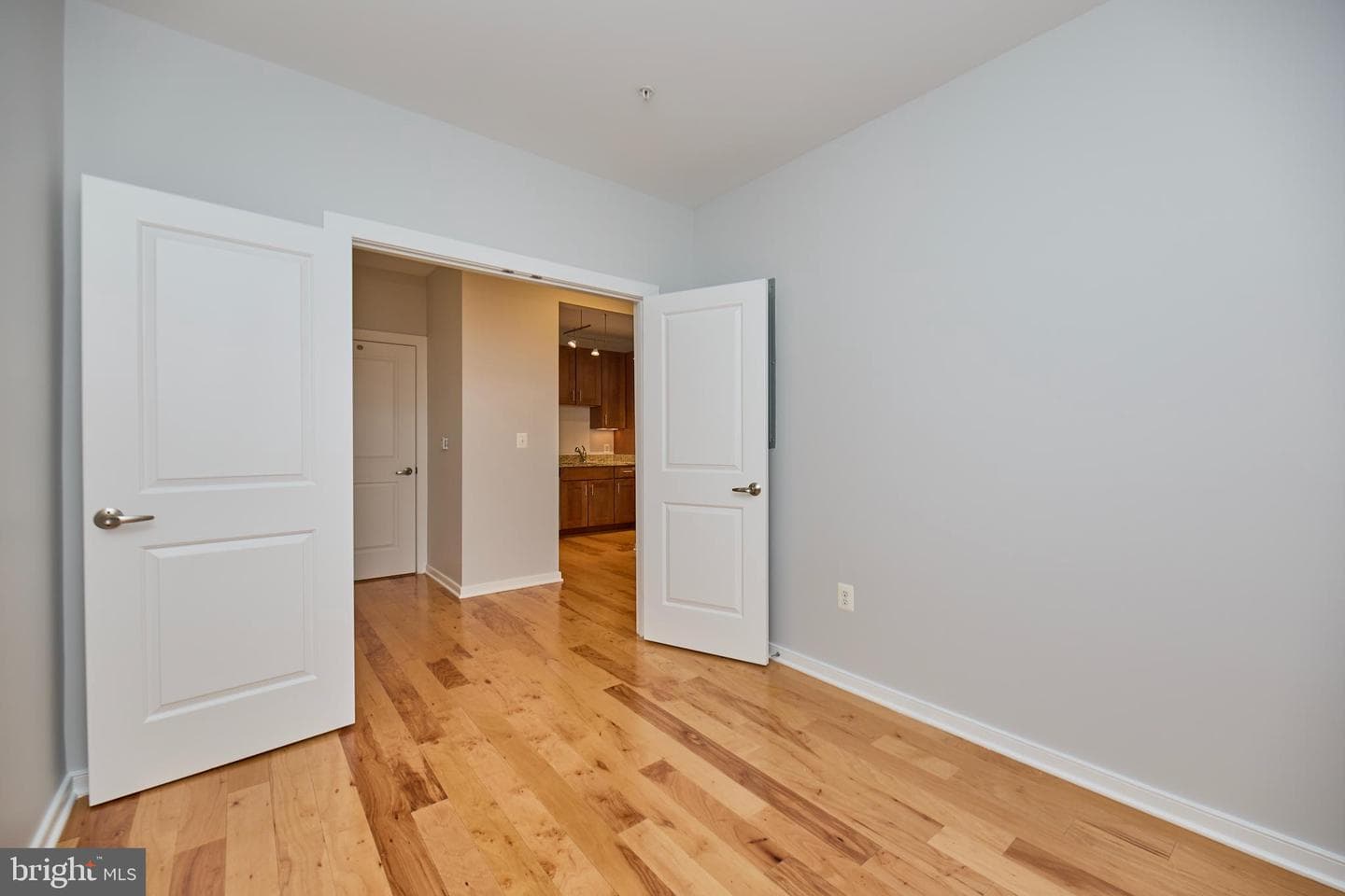 2200 N Westmoreland Street #330 photo 20