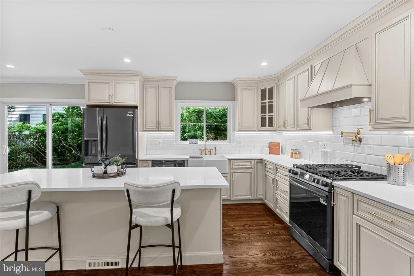 5141 10th Street N photo 13