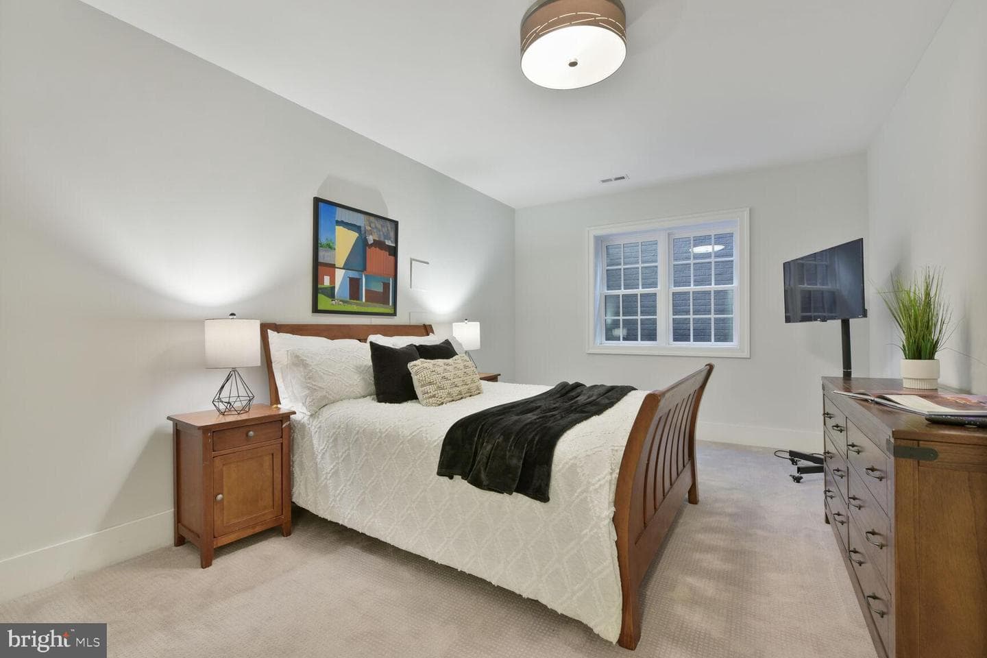 2311 N Albemarle Street photo 40