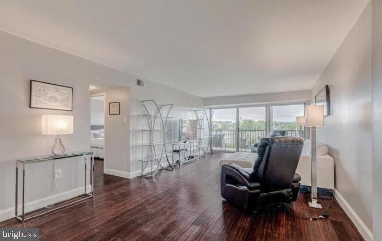 1300 Army Navy Drive #803 photo 16