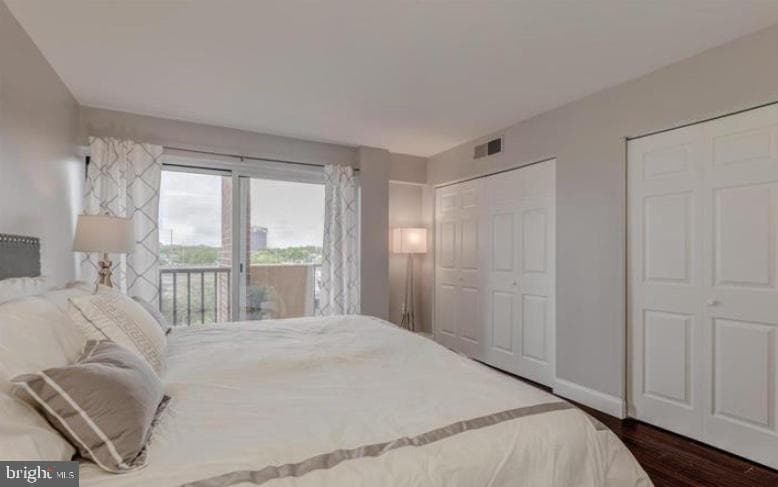 1300 Army Navy Drive #803 photo 19