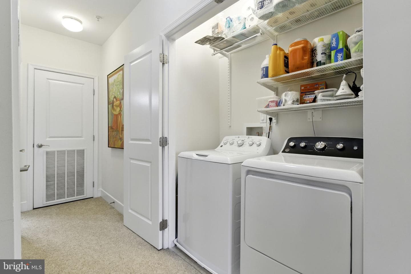 1418 N Rhodes Street #b422 photo 24