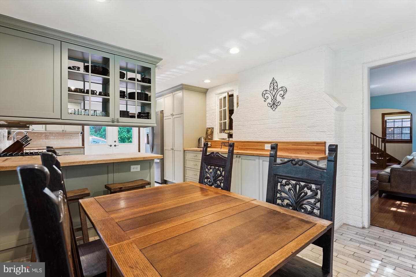 133 N Highland Street N photo 24