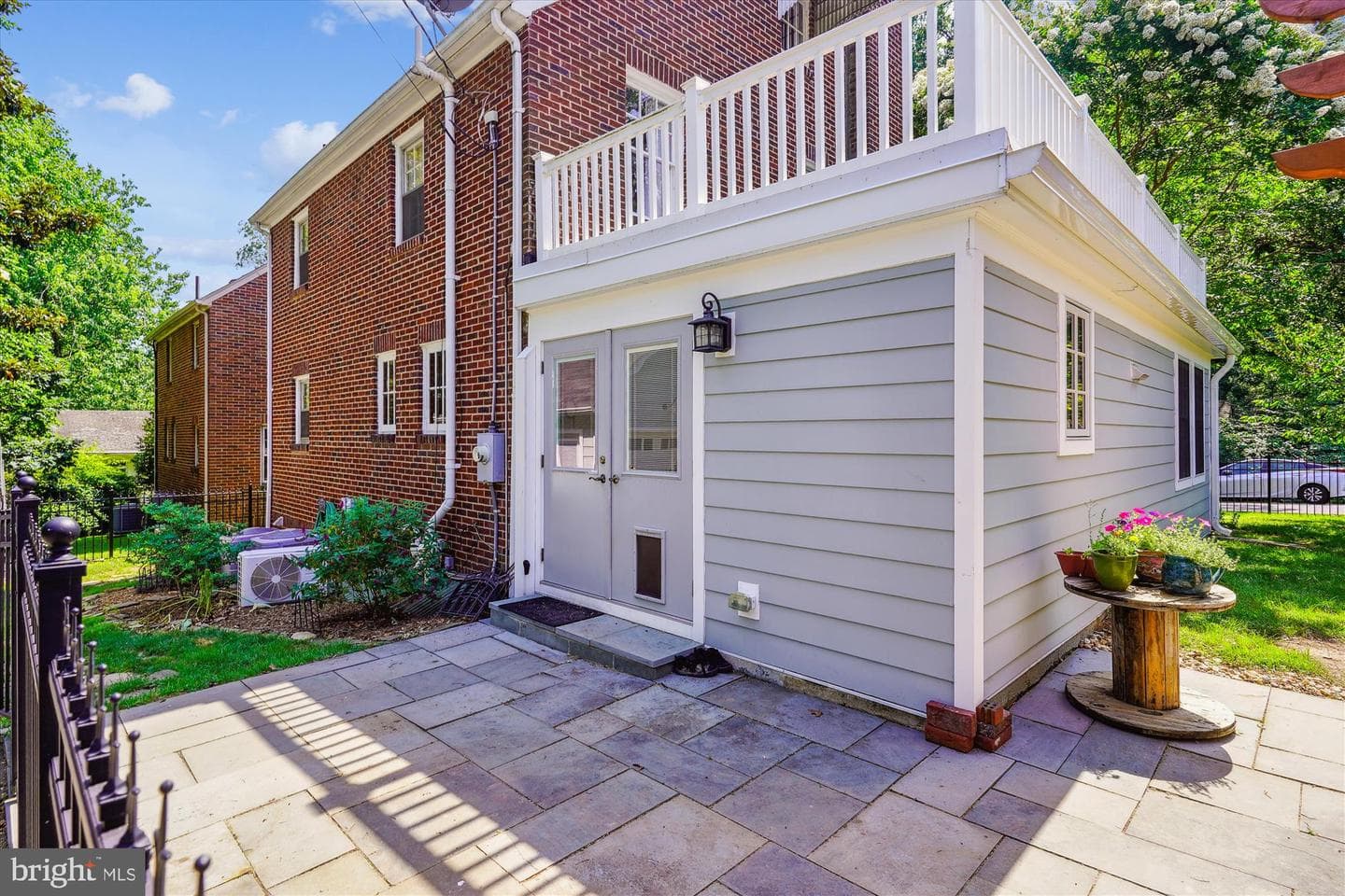 133 N Highland Street N photo 28