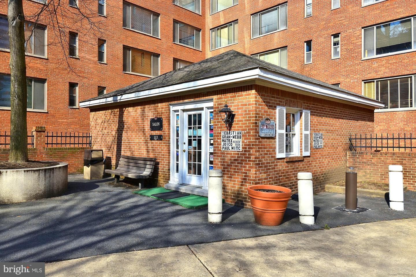 1121 Arlington Boulevard #724 photo 36