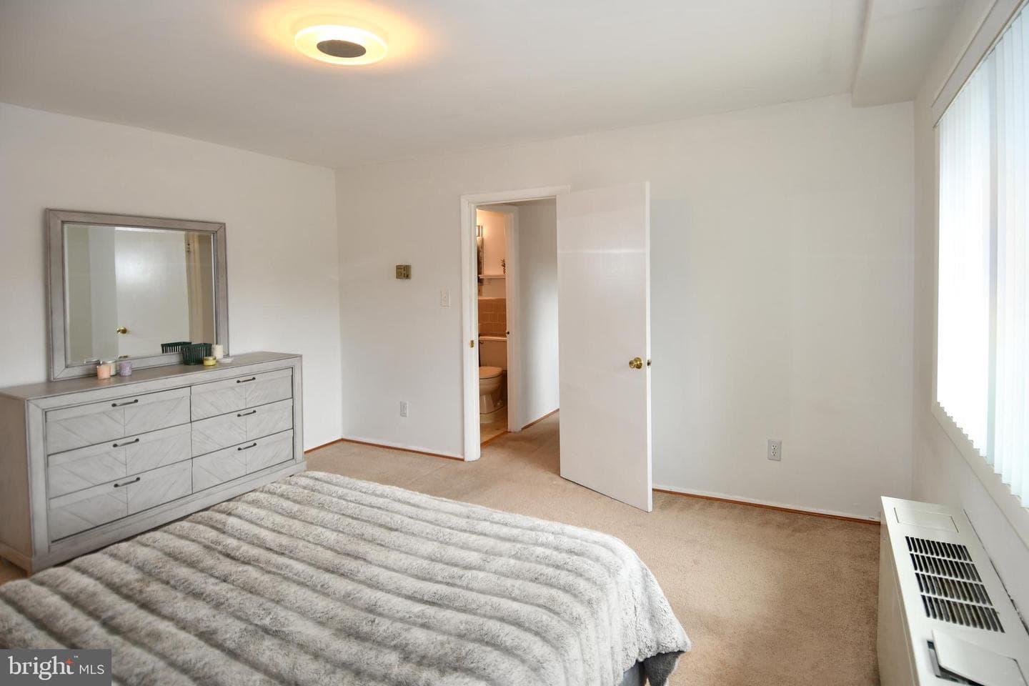 1519 S George Mason Drive #10 photo 21