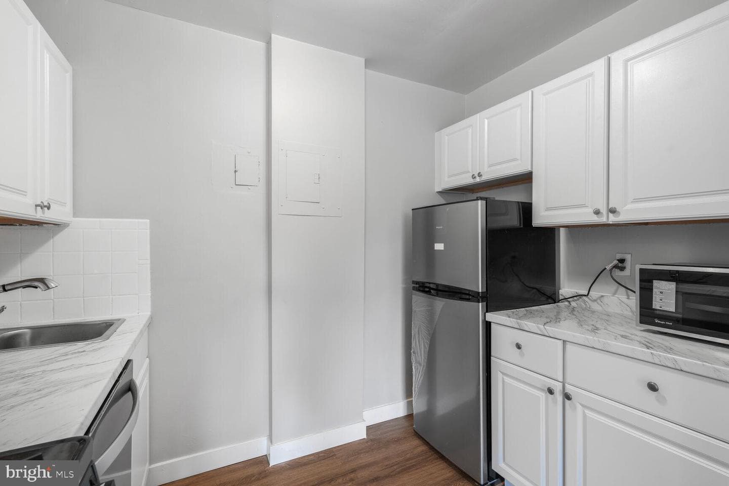 1121 Arlington Boulevard #342 photo 9