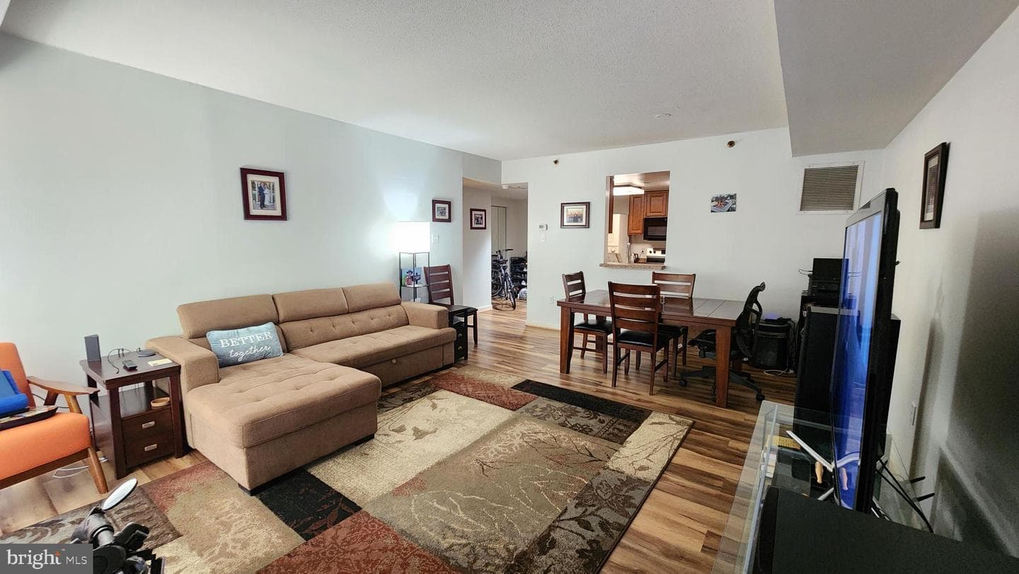 1530 Key Boulevard #221 photo 11