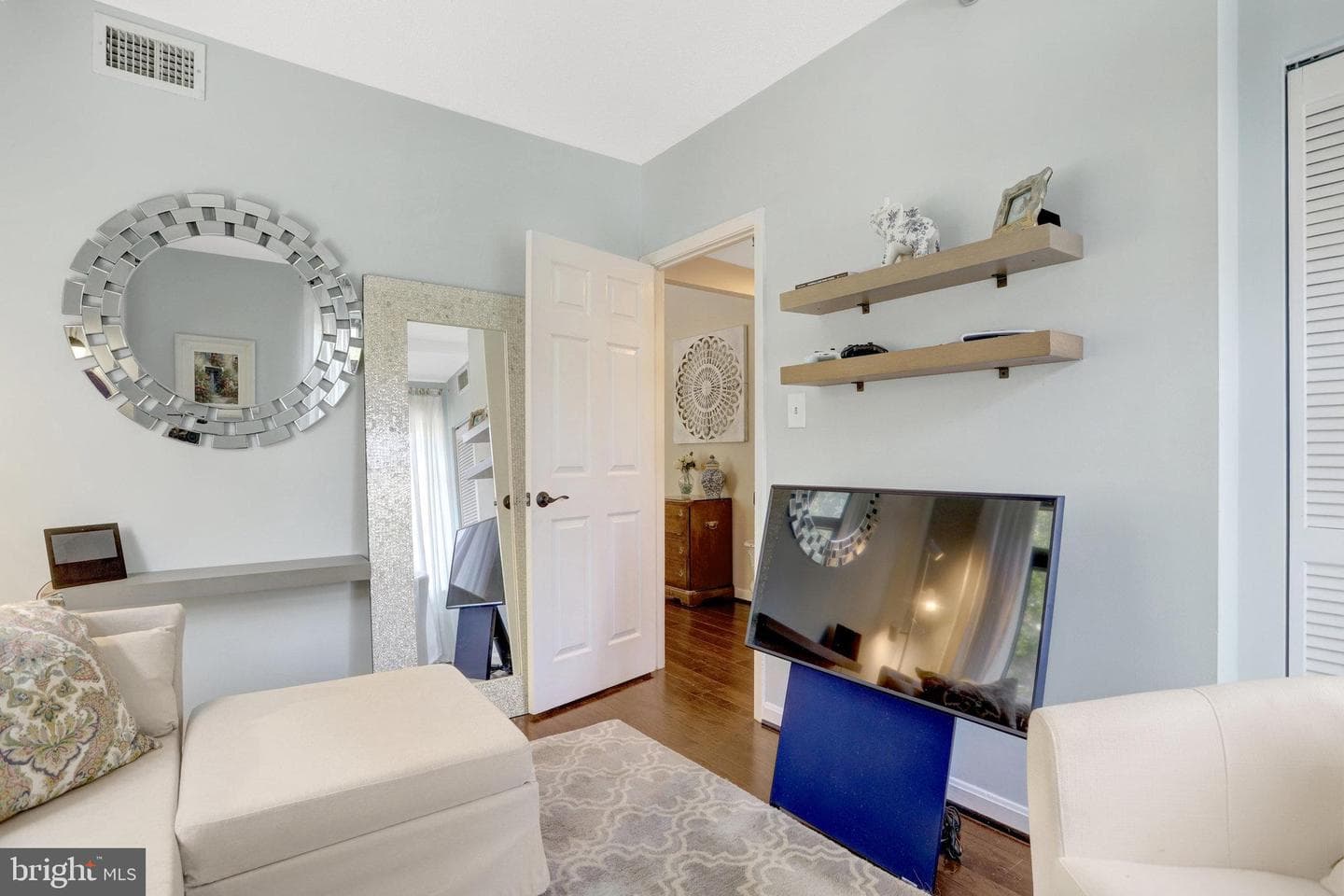 2400 Clarendon Boulevard #105 photo 14