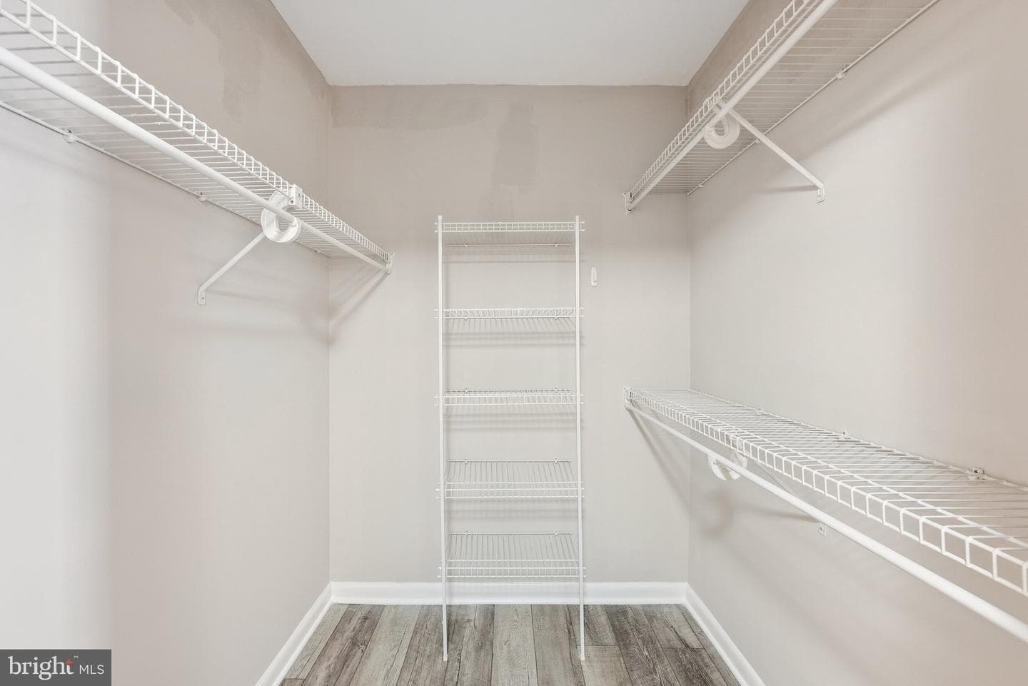 851 N Glebe Road #415 photo 14