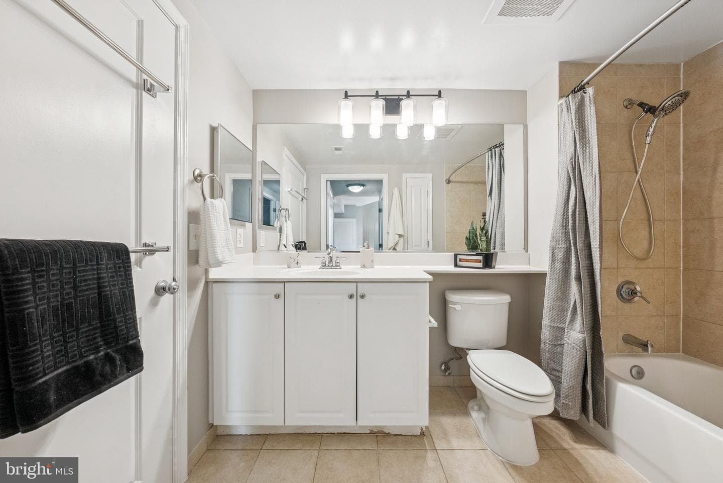 851 N Glebe Road #415 photo 16