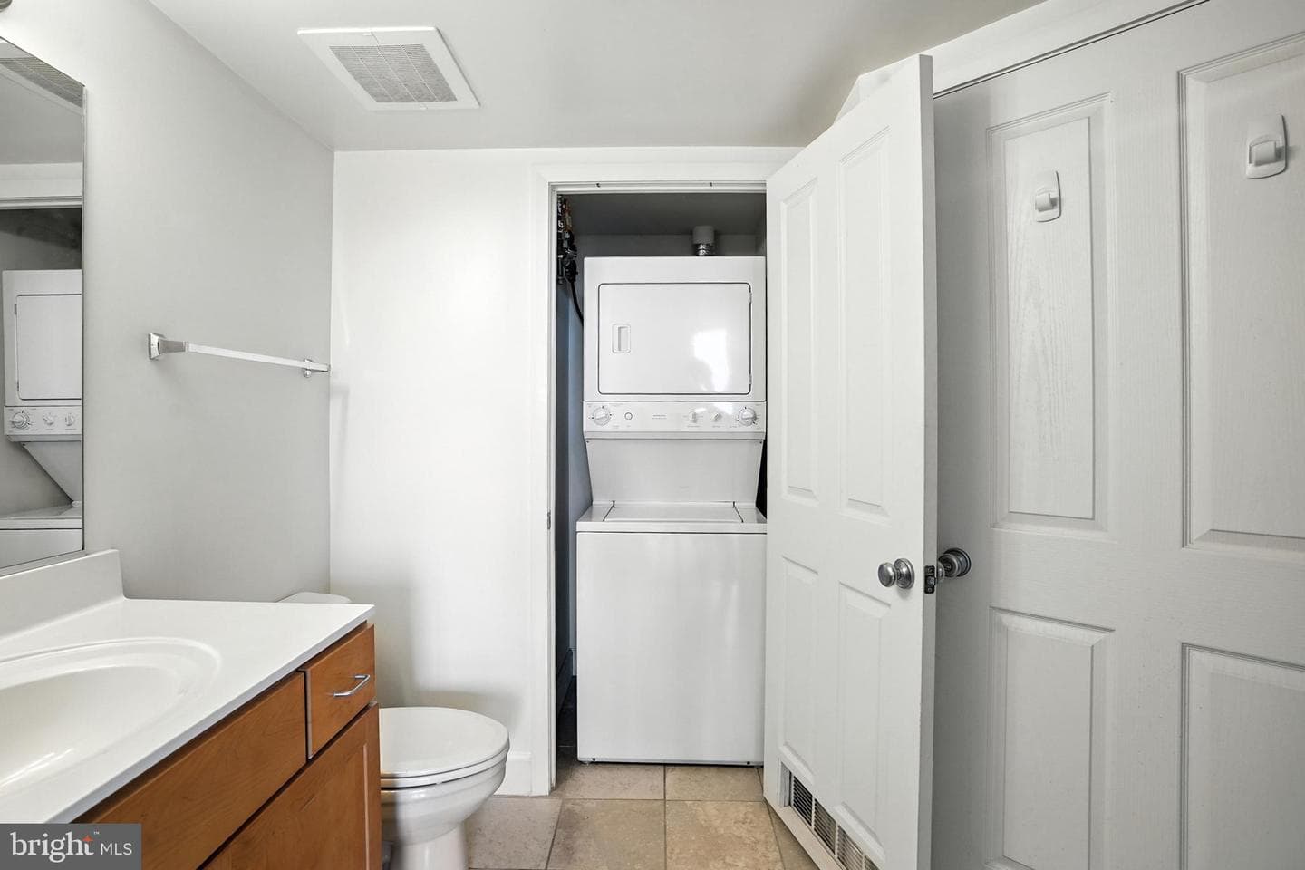 1205 Garfield Street #808 photo 20