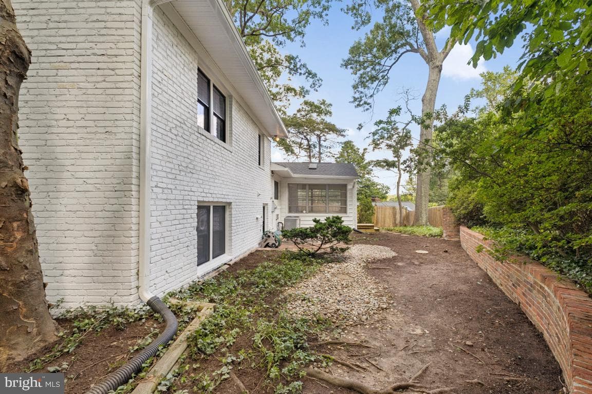 3209 Military Road photo 37
