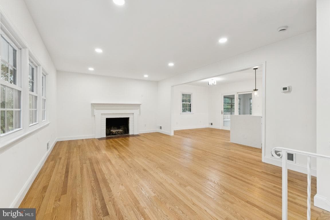 3209 Military Road photo 6