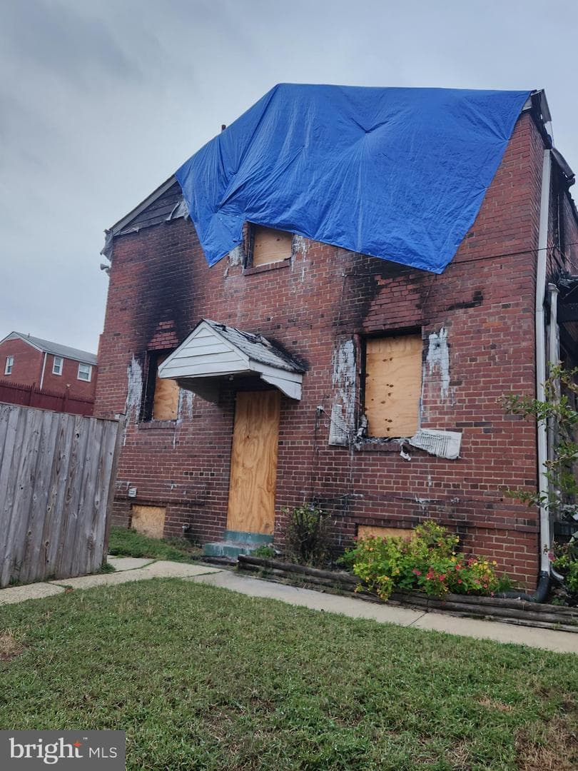 2448 S Monroe Street photo 11