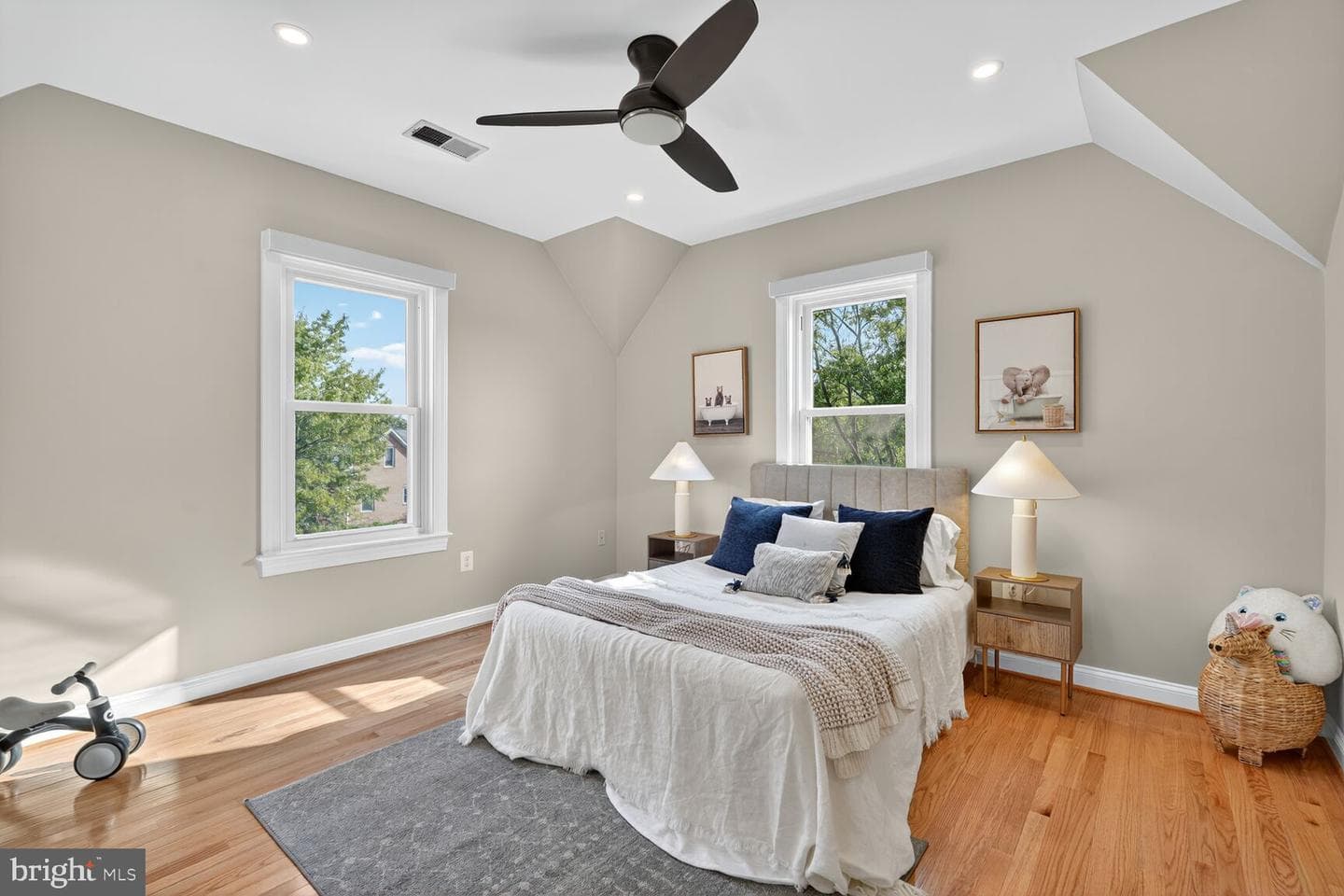 3301 Washington Boulevard photo 32