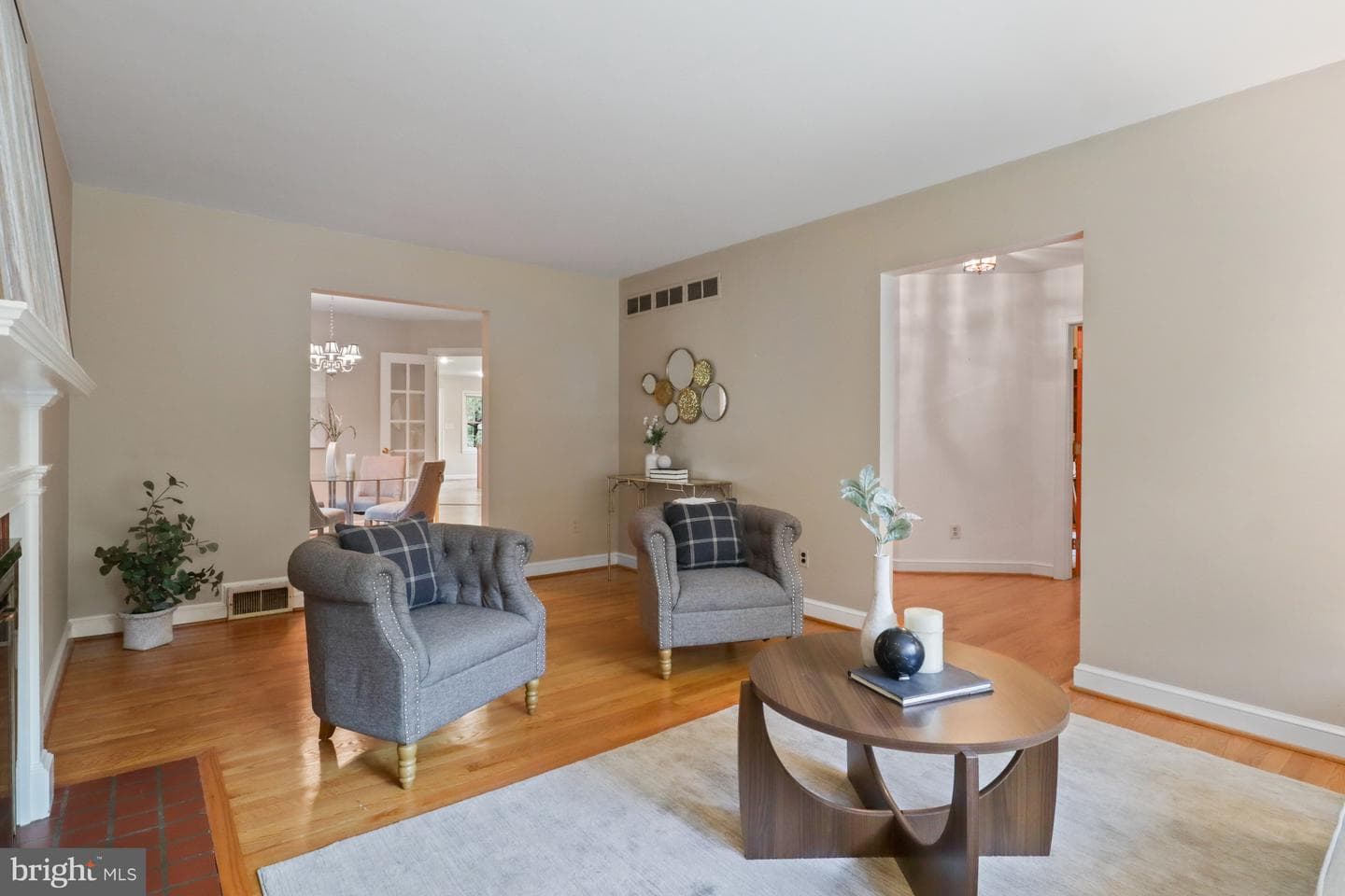 2822 N Harrison Street photo 3