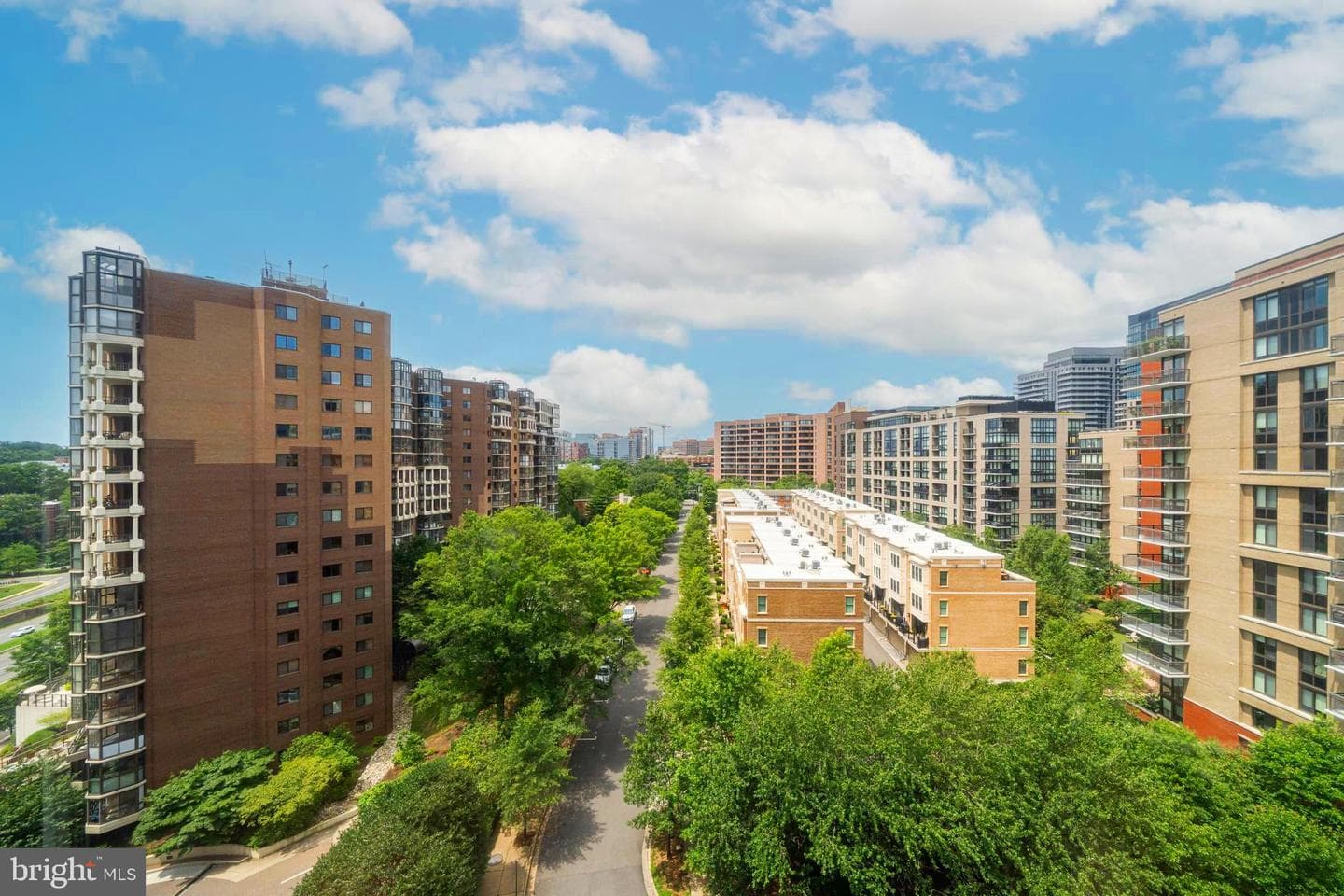 1600 N Oak Street #1204 photo 20