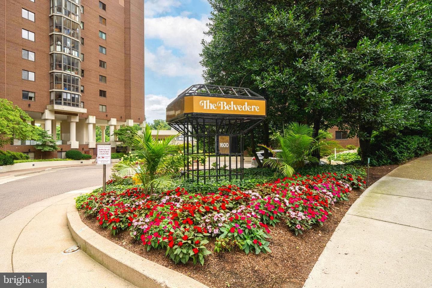 1600 N Oak Street #1204 photo 37