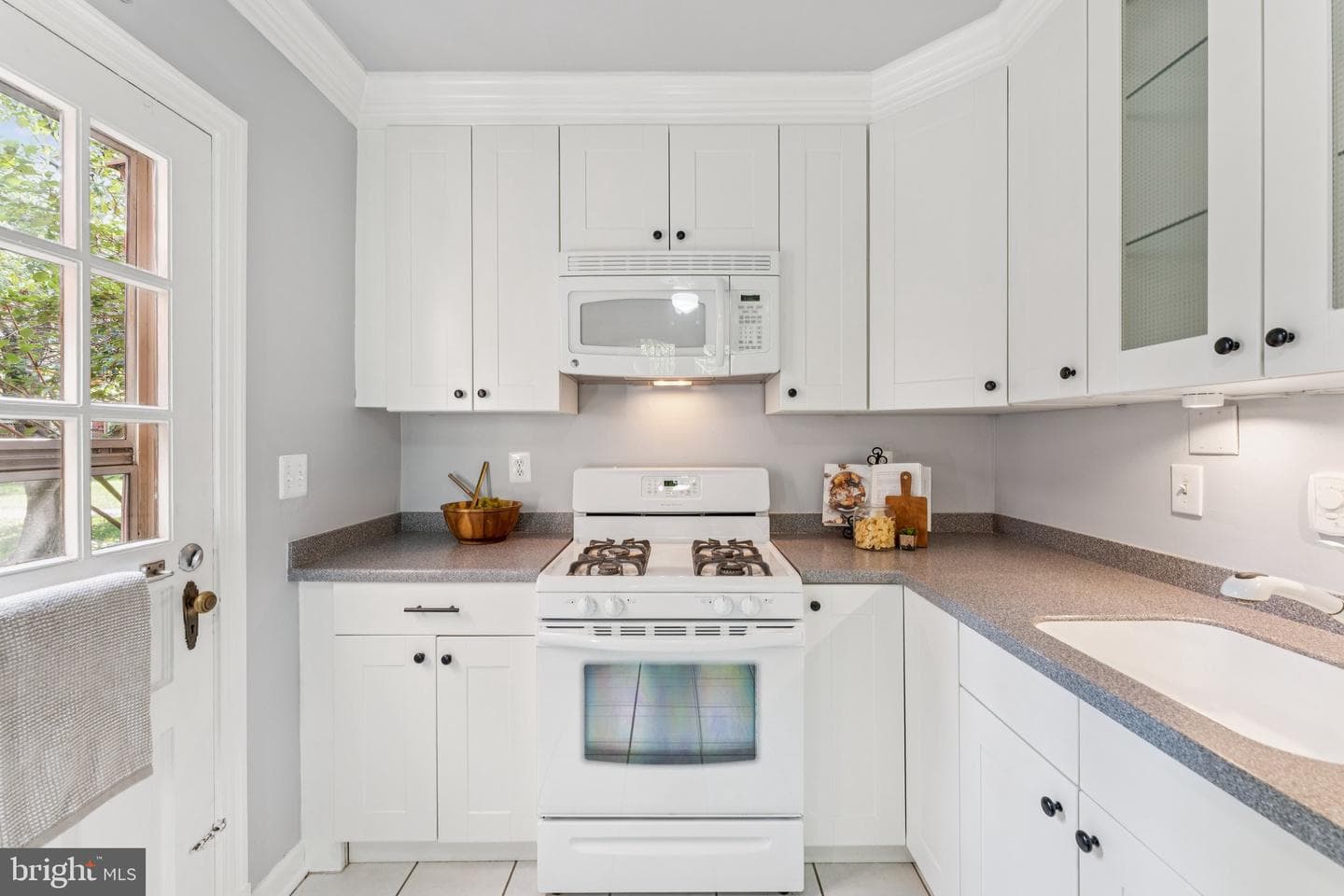 1501 S Edgewood Street S #565 photo 9