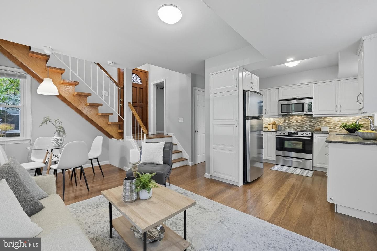 4812 Fairfax Drive photo 4