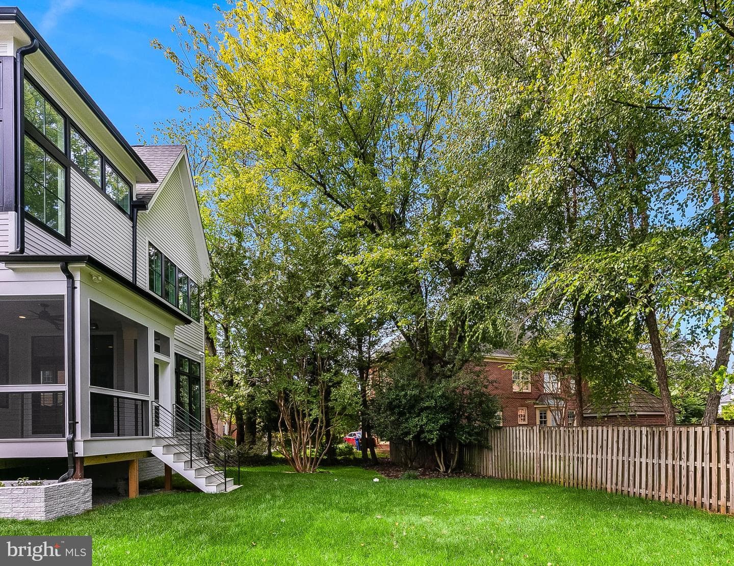 4777 26 Street N photo 73