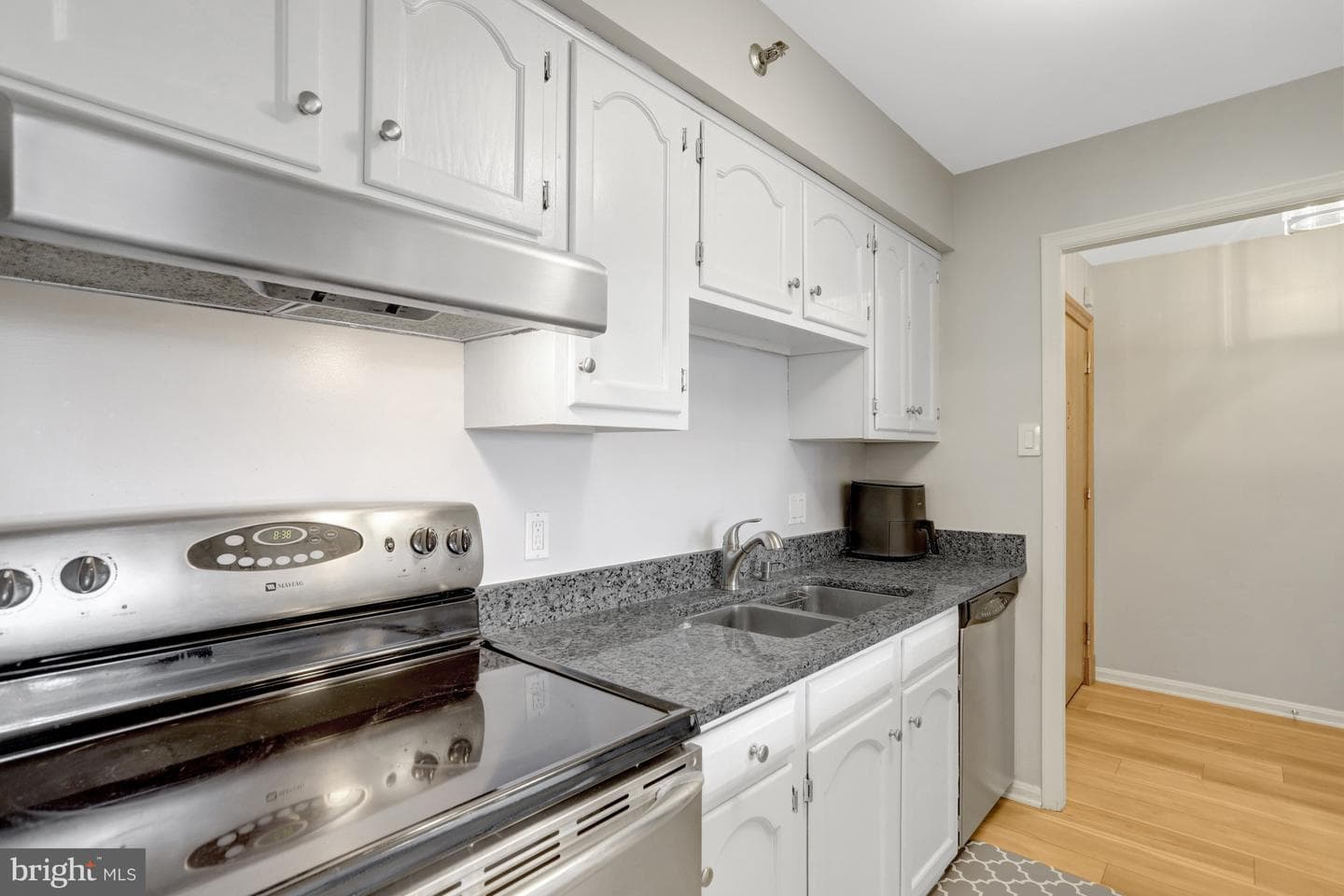 1301 N Courthouse Road #1108 photo 11