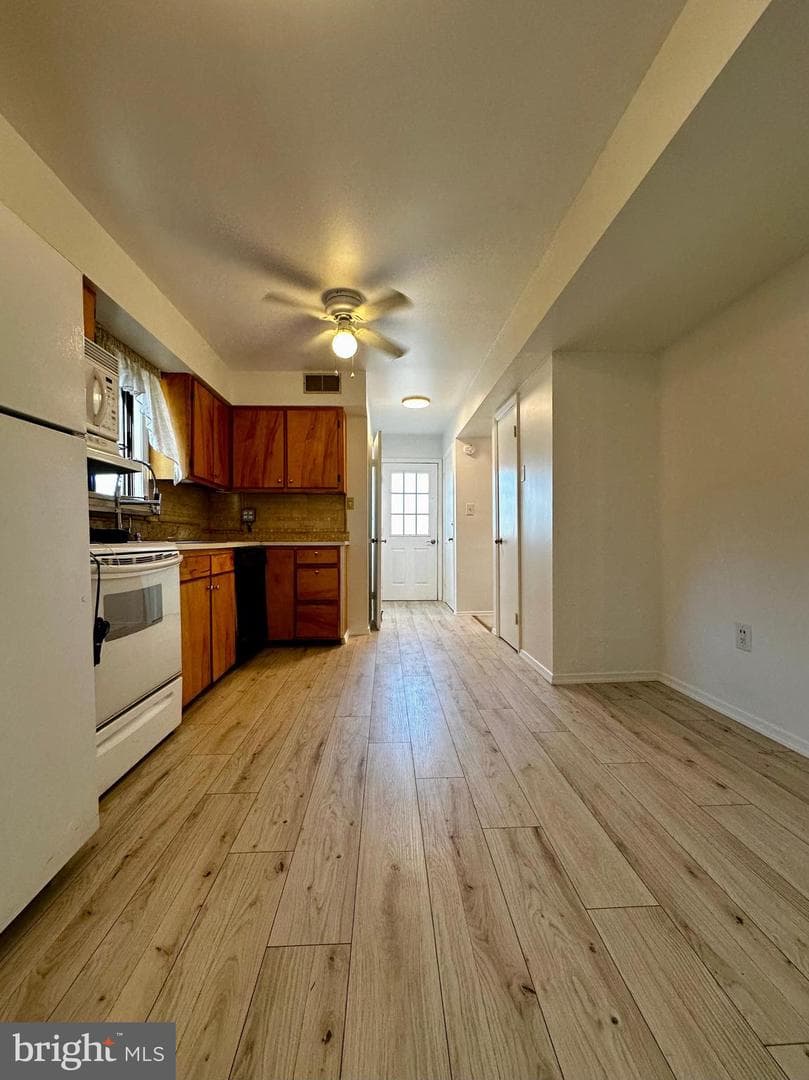 606 S Glebe Road photo 5