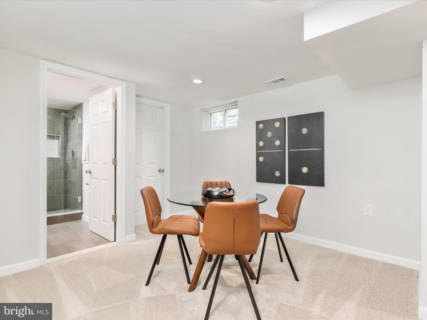 112 S Barton Street photo 29