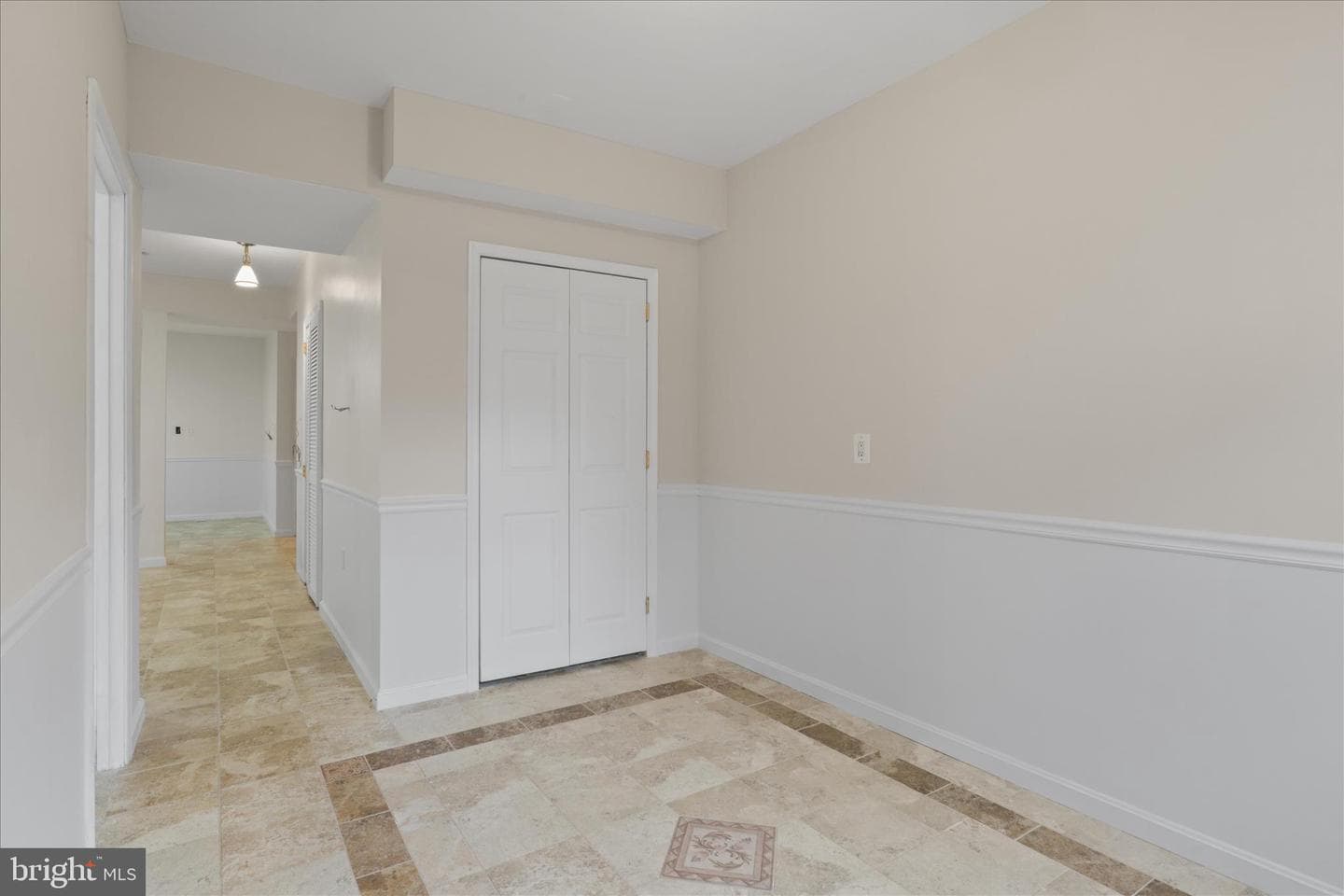 2659 Military Road photo 59