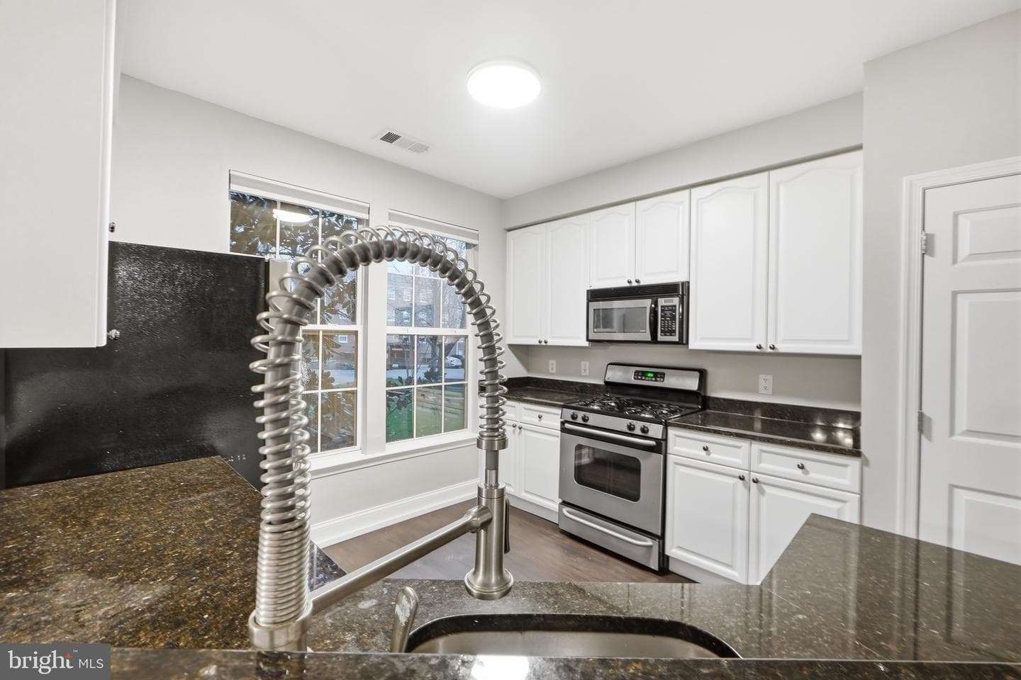 801 S Greenbrier Street #113 photo 10