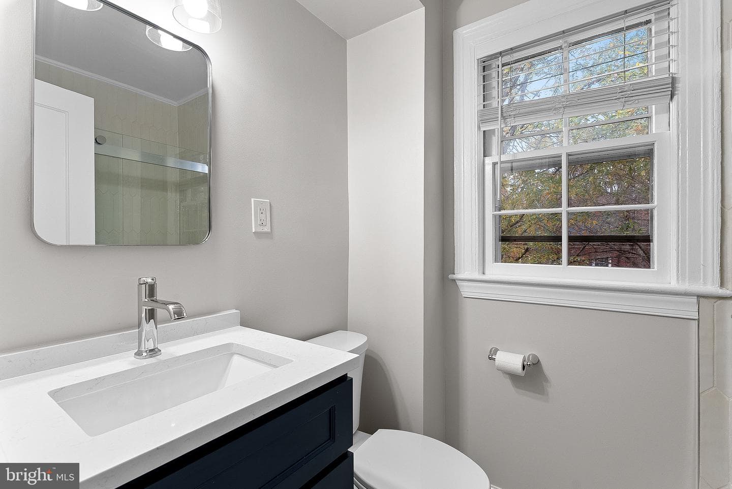 1400 S Barton Street #425 photo 15