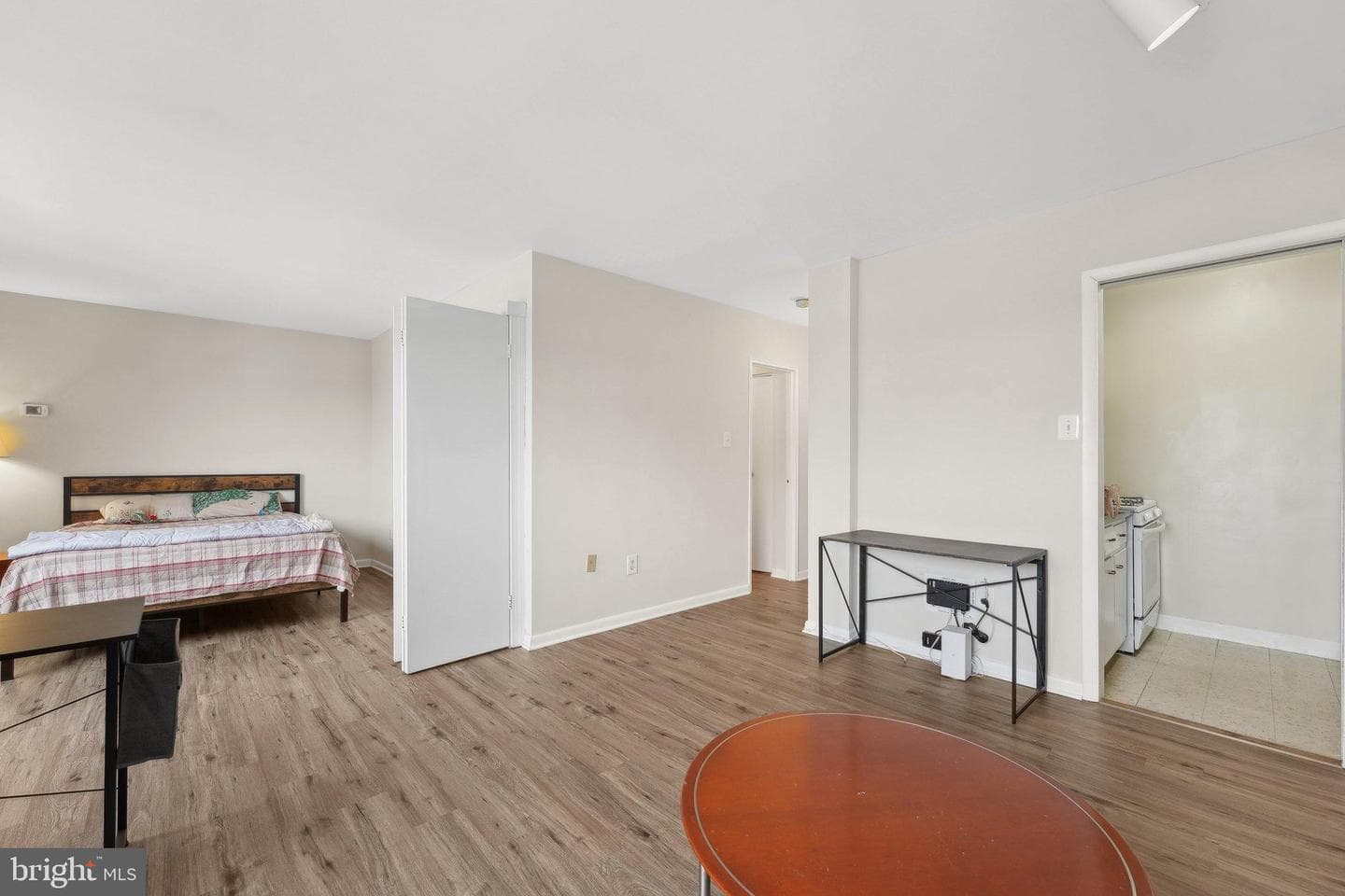 1830 Columbia Pike #409 photo 18