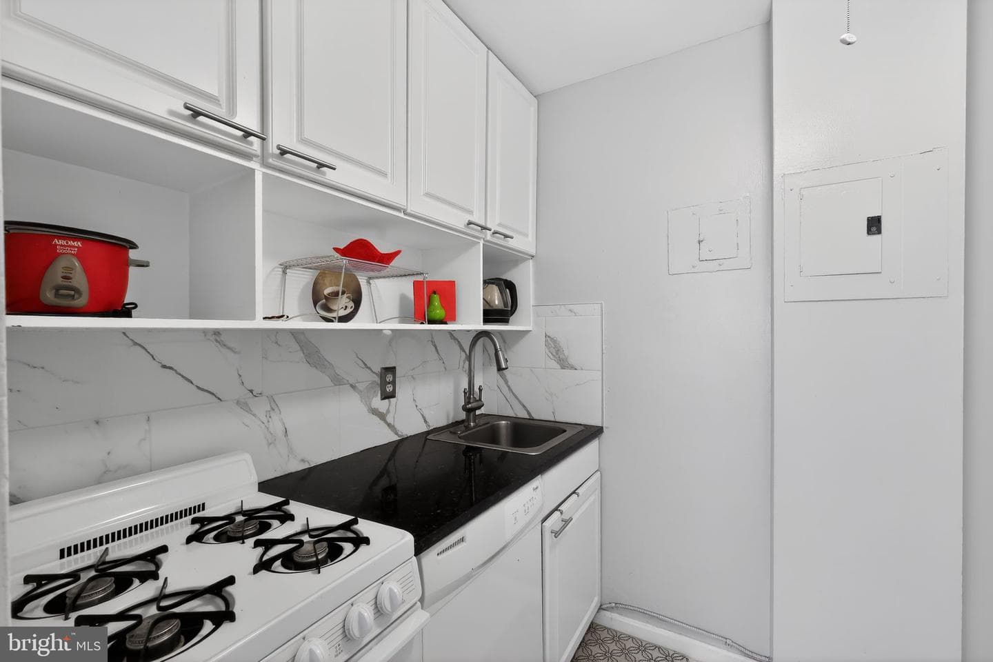 1121 Arlington Boulevard N #706 photo 18