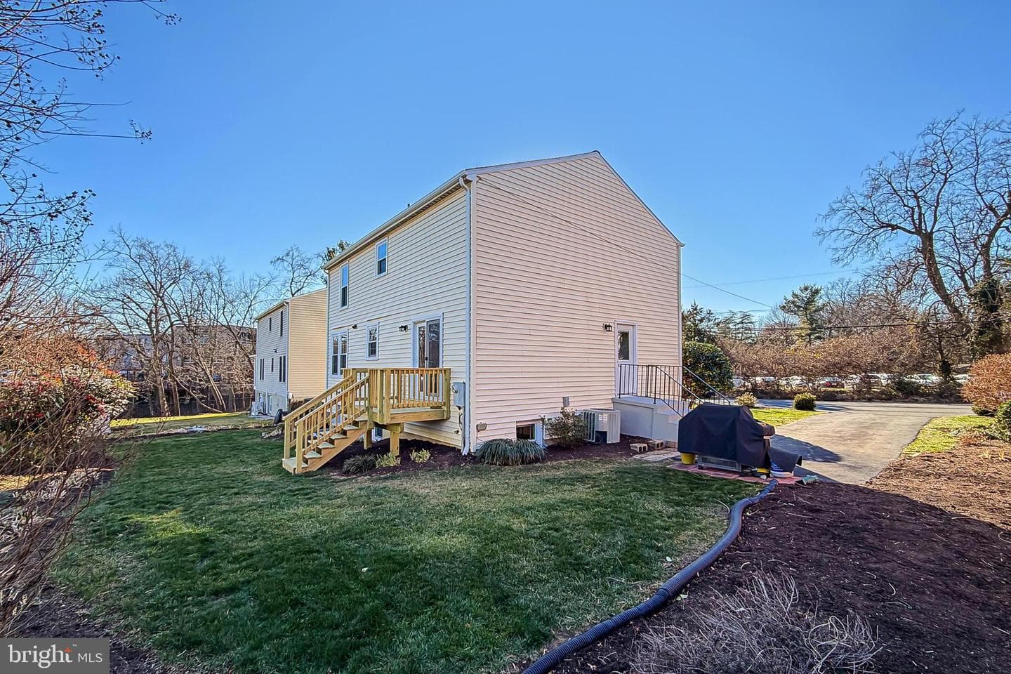 535 S Lancaster Street photo 51