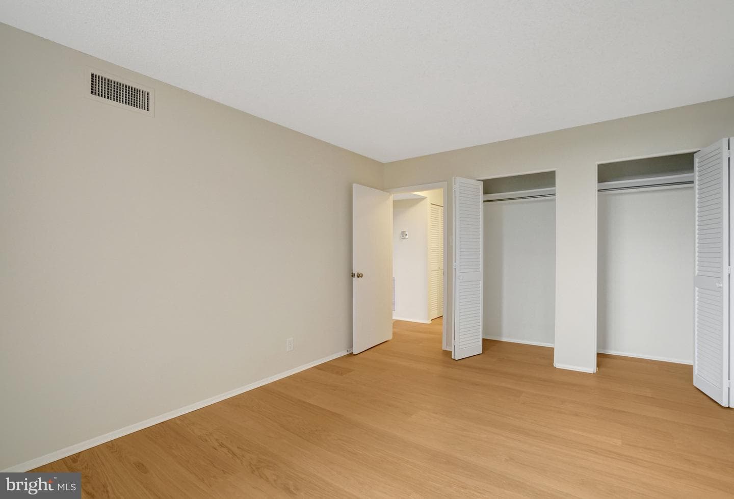 3800 Fairfax Drive #1211 photo 21